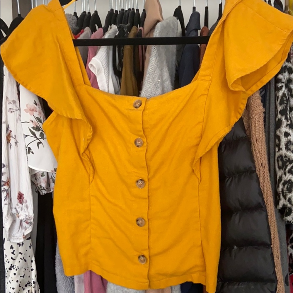 Lush ruffle top